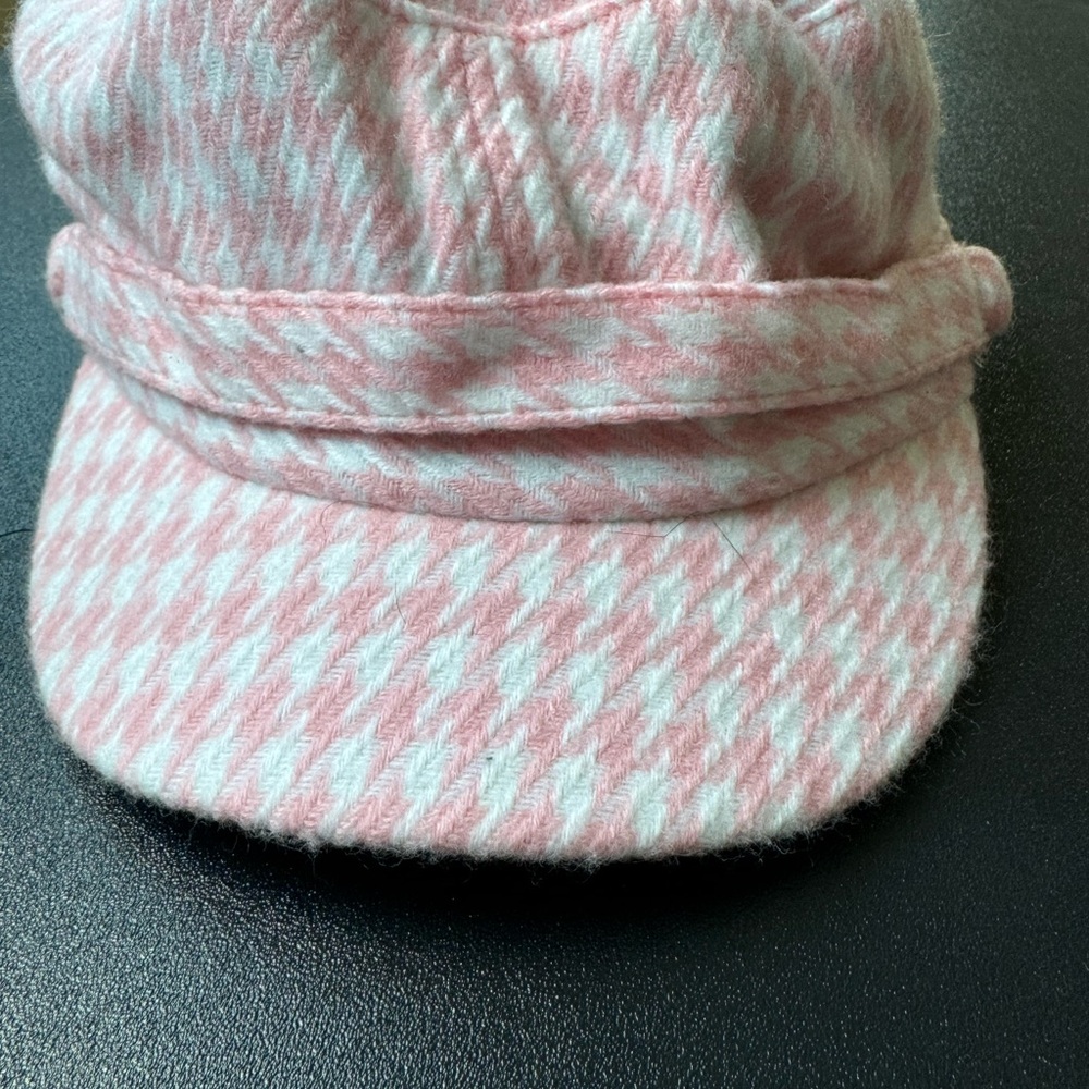 Gingham pink & white
cap - Picture 2 of 7